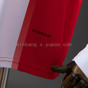 Camiseta FC Bayern München 2023/24 Local Manga Larga - detalle de manga