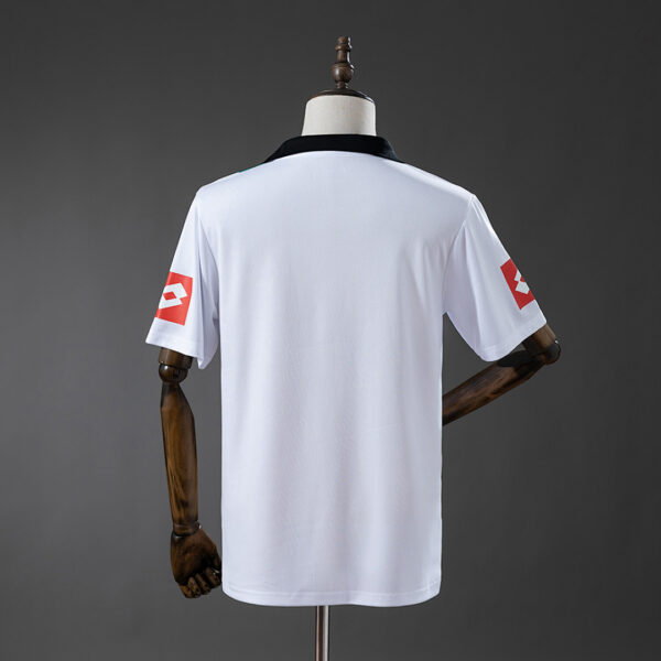 Camiseta Borussia Mönchengladbach 1992/93 Local - detalle escudo del club