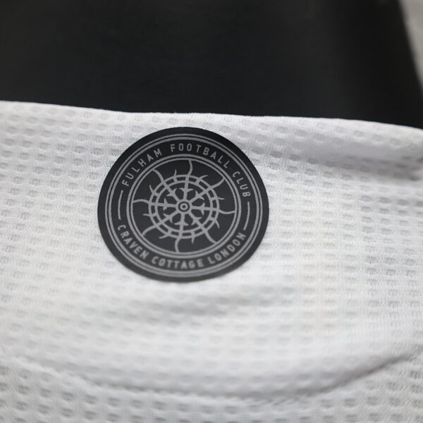 Camiseta Fulham 2023/24 Local Versión Jugador - vista trasera