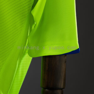 Camiseta Lyon 2005/06 Visita Retro - detalle cuello V