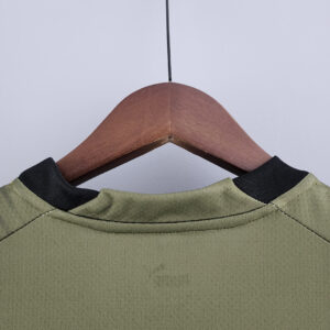 Camiseta AC Milan 2022/23 Tercera - detalle logo Puma y cuello