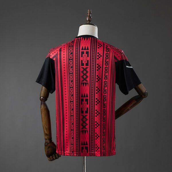 Camiseta Colo Colo 2024/25 Pre-Partido Local - detalle cuello
