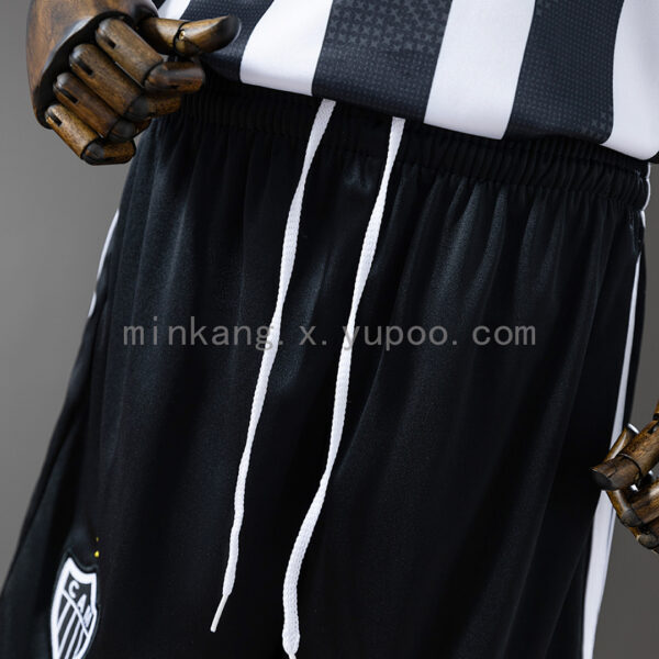Camiseta Atlético Mineiro 2024/25 Local – vista trasera