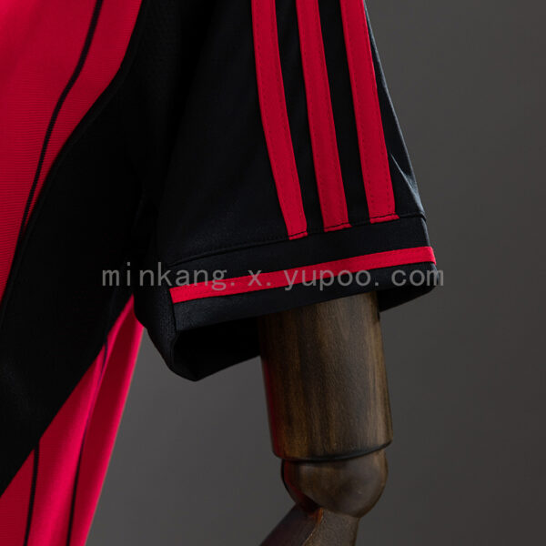 Camiseta Flamengo 2023/24 US Pack — vista trasera
