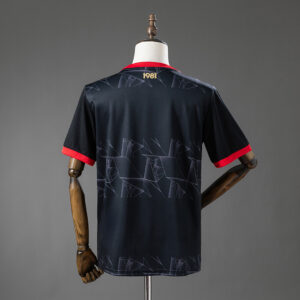 Camiseta Flamengo 2024 Tercera — detalle escudo
