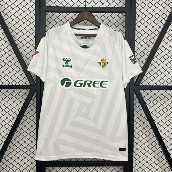 Camiseta Real Betis 2024/25 Arquero — detalle patrocinador GREE