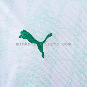 Camiseta Palmeiras 2023/24 Local Mujer — detalle del logo Puma
