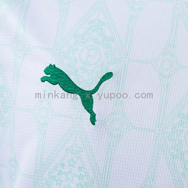 Camiseta Palmeiras 2023/24 Local Mujer — detalle del logo Puma
