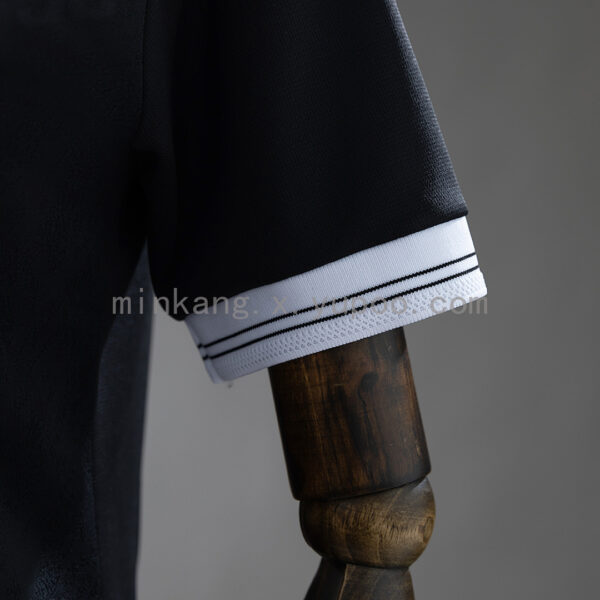 Camiseta Vasco da Gama 2024/25 Local Mujer — detalle del logo Kappa y cuello