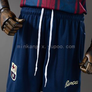 Camiseta Barcelona 2023/24 Edición Especial — detalle manga izquierda