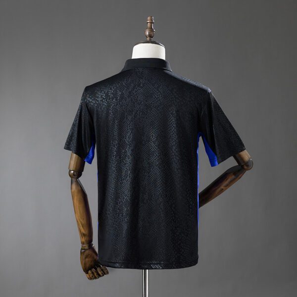 Camiseta Kobe Bryant Homenaje Polo - detalle cuello