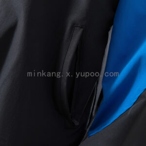 Camiseta Chelsea FC 2024/25 Cortaviento Entrenamiento - detalle escudo Chelsea FC
