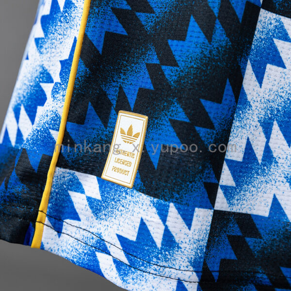 Camiseta Manchester United 1990/92 Retro Visita - detalle logo Adidas