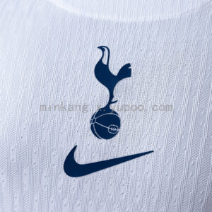 Camiseta Tottenham Hotspur 2024/25 Pre-Match - detalle hombro izquierdo
