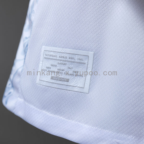 Camiseta Tottenham Hotspur 2023/24 Aniversario - detalle