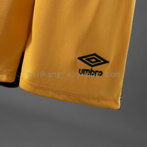 Camiseta West Ham United 2023/24 Tercera - detalle cuello tipo polo amarillo