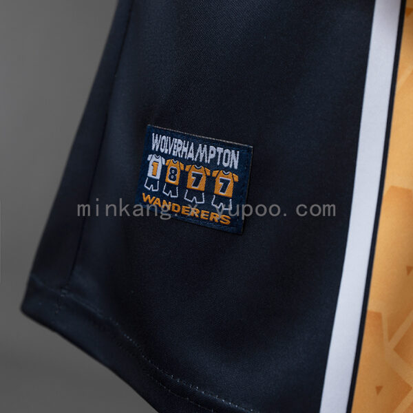 Camiseta Wolverhampton Wanderers 1996/97 Retro Local - detalle patrocinador Goodyear
