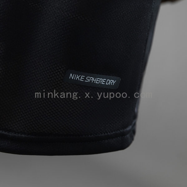 Camiseta Portugal 2006 Retro Visita Manga Larga - detalle