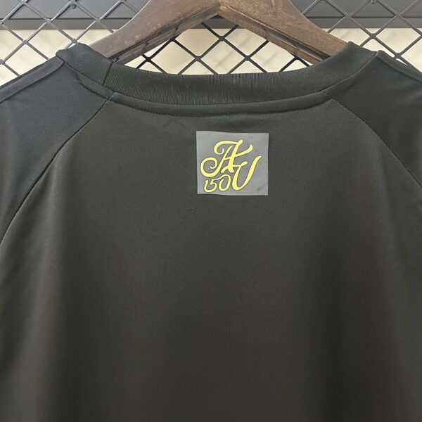 Camiseta Aston Villa 2023/24 Aniversario - detalle manga