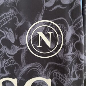 Camiseta Napoli 2023/24 Edición Especial - detalle patrón calaveras