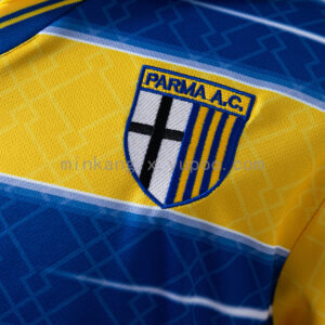 Camiseta Parma 1999/2000 Retro Local Manga Larga - detalle escudo