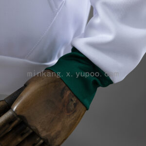 Camiseta Elche 2024/25 Local — detalle cordones blancos