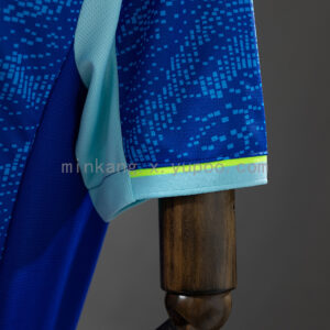 Camiseta Olympique de Marseille 2023/24 Tercera - detalle de la manga texturizada