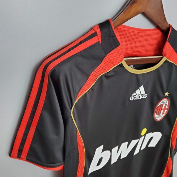 Camiseta AC Milan 2006 Tercera - detalle del cuello
