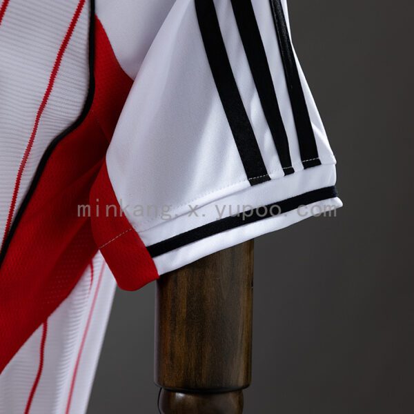 Camiseta River Plate 2024/25 US Pack - detalle