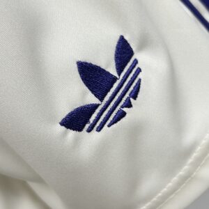 Camiseta Aston Villa 2023/24 Tercera - detalle