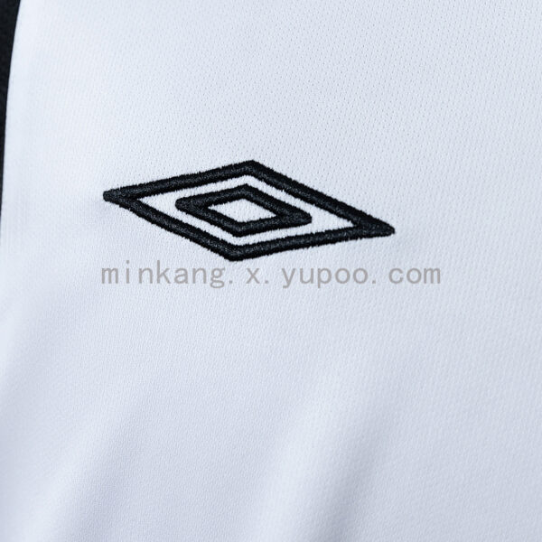 Camiseta Colo Colo 2006 Retro Local - detalle patrocinador