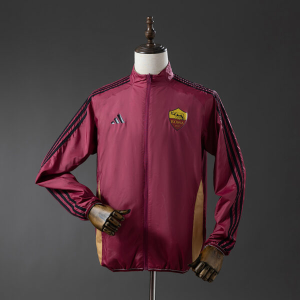 Camiseta AS Roma 2024/25 Entrenamiento Cortaviento - detalle del logo Adidas