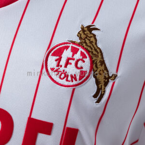 Camiseta FC Köln 1978 Retro Local - detalle logo Adidas