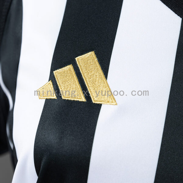 Camiseta Atlético Mineiro 2024/25 Local — detalle