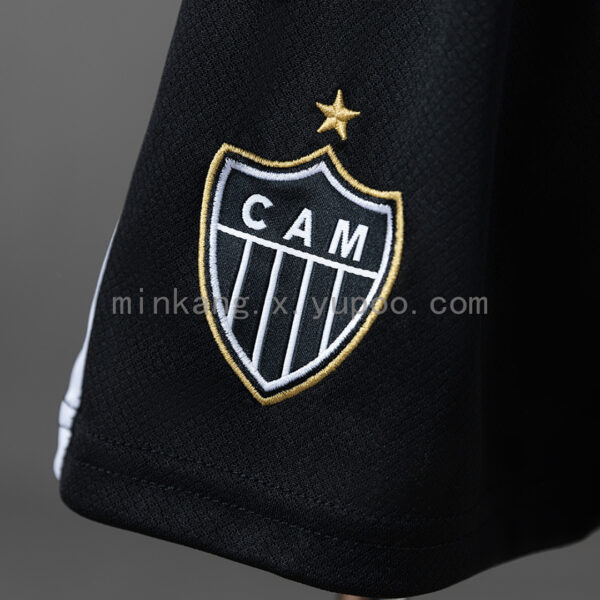 Camiseta Atlético Mineiro 2023/24 Local — detalle cuello