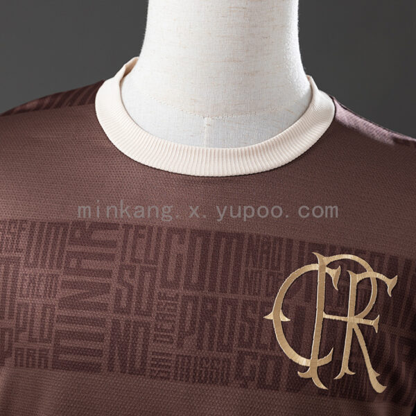 Camiseta Flamengo 2023/24 Edición Especial — detalle patrón de texto