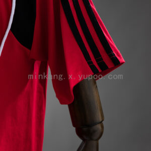 Camiseta Flamengo 2024/25 Local — detalle hombro y franjas