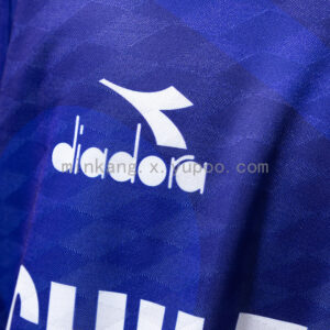 Camiseta Universidad de Chile 1996 Local - detalle logo Diadora