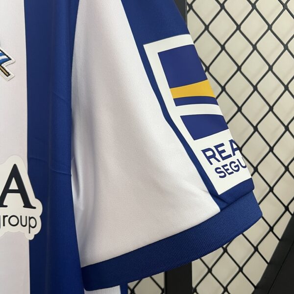 Camiseta Real Sociedad 2023/24 Local — detalle