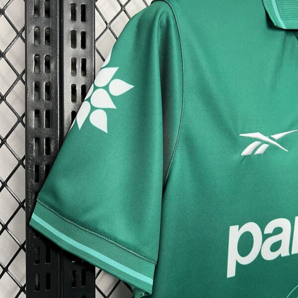 Camiseta Palmeiras 1993 Local Retro — detalle logo Reebok