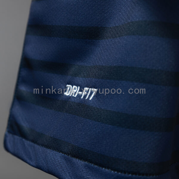 Camiseta Atlético Madrid 1995/96 Visita Retro — detalle logo Nike