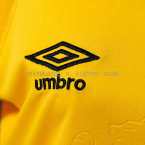 Camiseta Sport Recife 2024/25 Visita Mujer — detalle logo Umbro