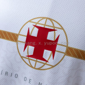 Camiseta Vasco da Gama 2024 Edición Especial — detalle hombro dorado