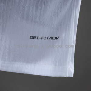 Camiseta Vasco da Gama 2024/25 Local Versión Jugador – detalle del logo Nike y la banda diagonal