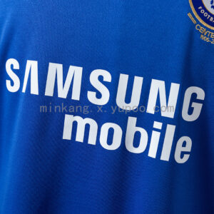 Camiseta Chelsea 2005/06 Retro Local - detalle logo Umbro