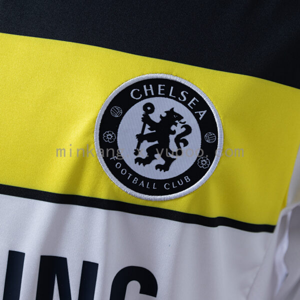 Camiseta Chelsea 2012 Retro Tercera - detalle hombro con franjas