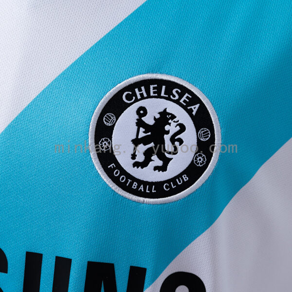 Camiseta Chelsea 2011/12 Visita Retro - detalle del cuello en V