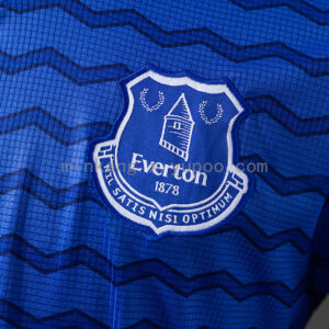 Camiseta Everton 2023/24 Local - detalle cuello en V