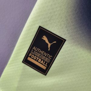 Camiseta Manchester City 2023/24 Tercera - detalle logo Puma