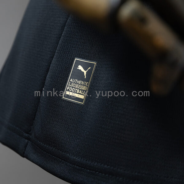 Camiseta Manchester City 2024/25 Tercera Mujer - detalle logo Puma